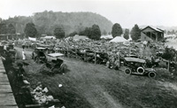 Crowded parking lot at Vermont fair